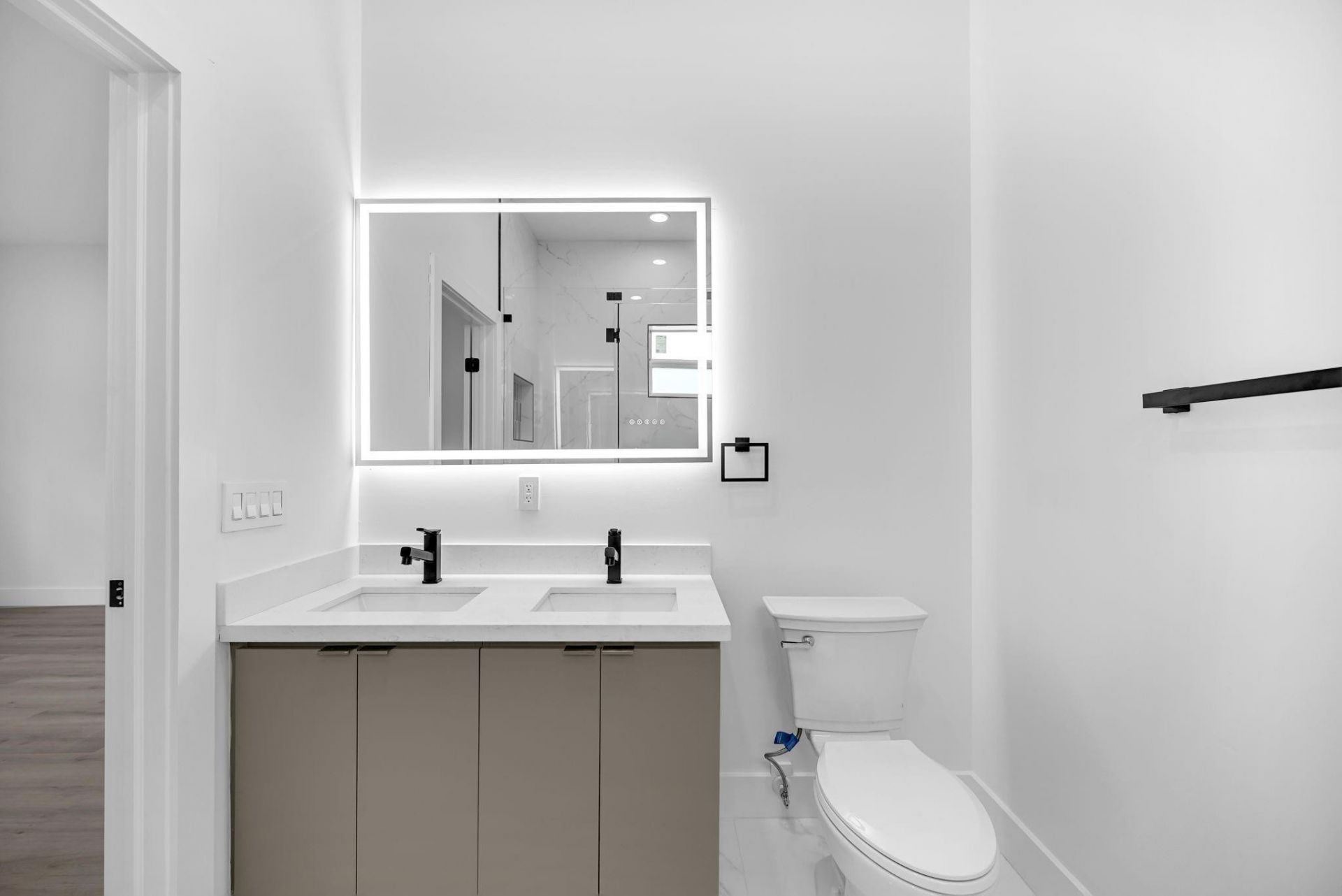 2531 NW 14th Court, Fort Lauderdale, FL 33311 Photo