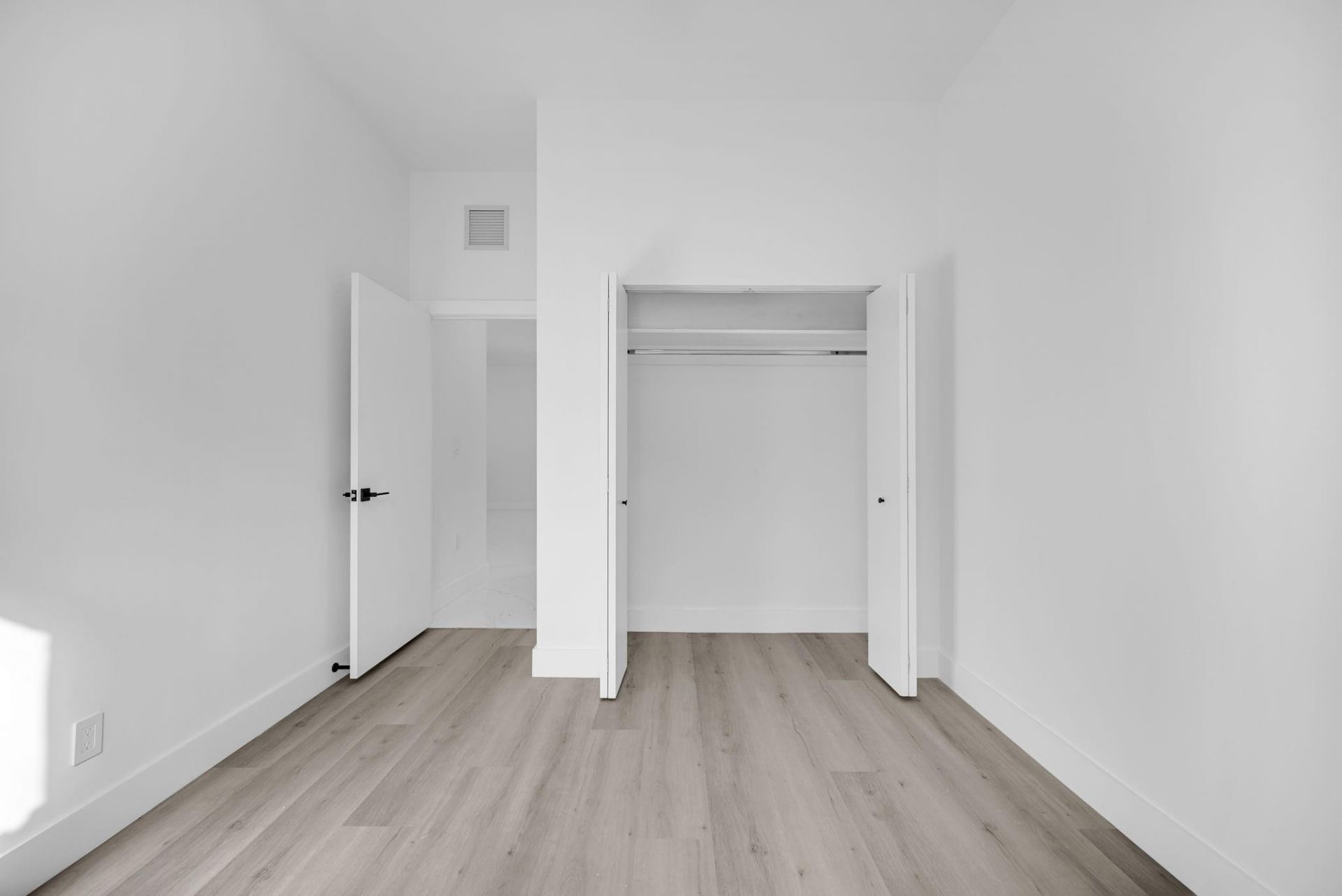 2531 NW 14th Court, Fort Lauderdale, FL 33311 Photo