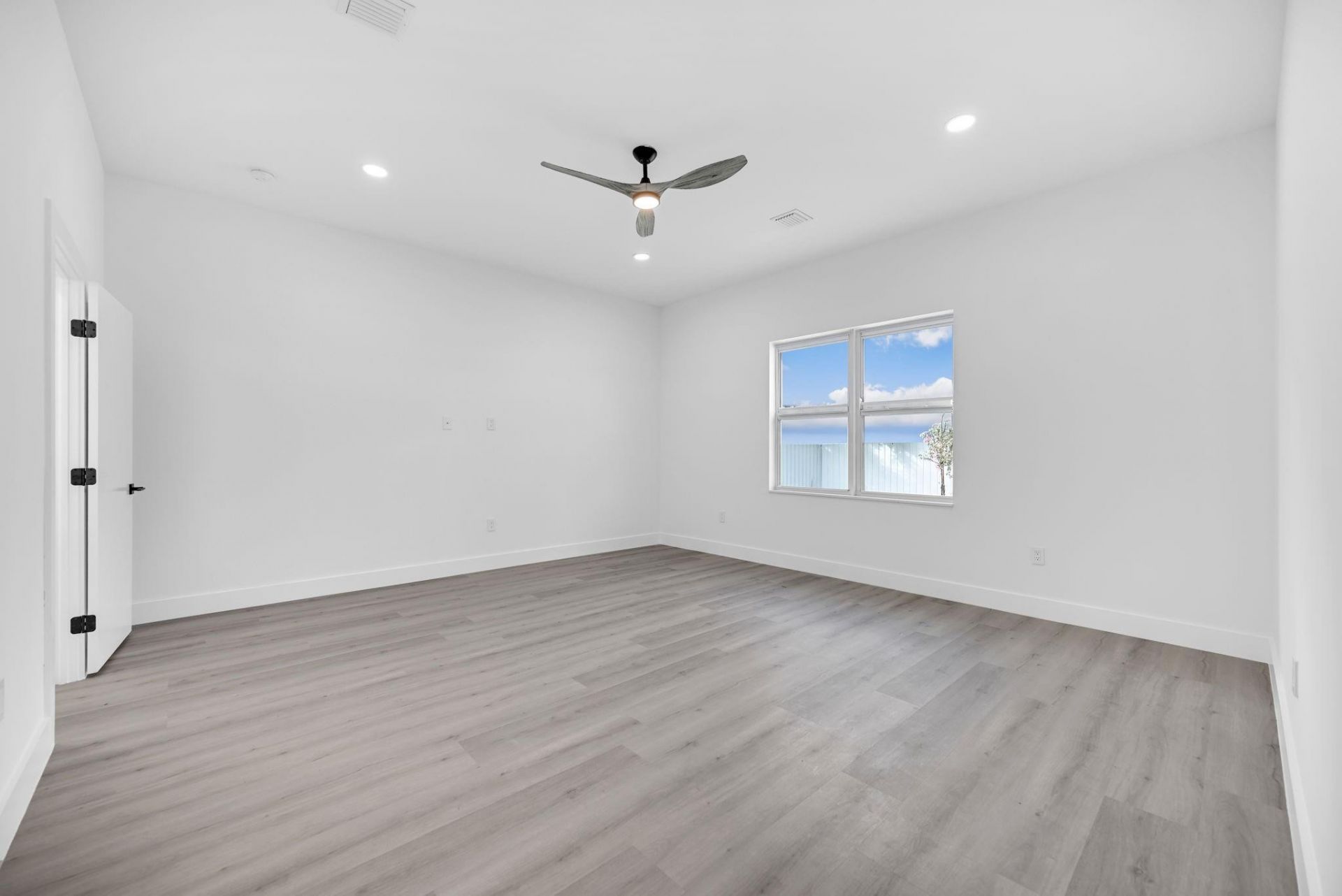 2531 NW 14th Court, Fort Lauderdale, FL 33311 Photo