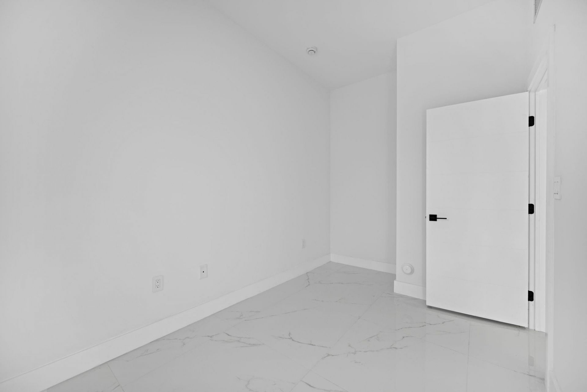 2531 NW 14th Court, Fort Lauderdale, FL 33311 Photo