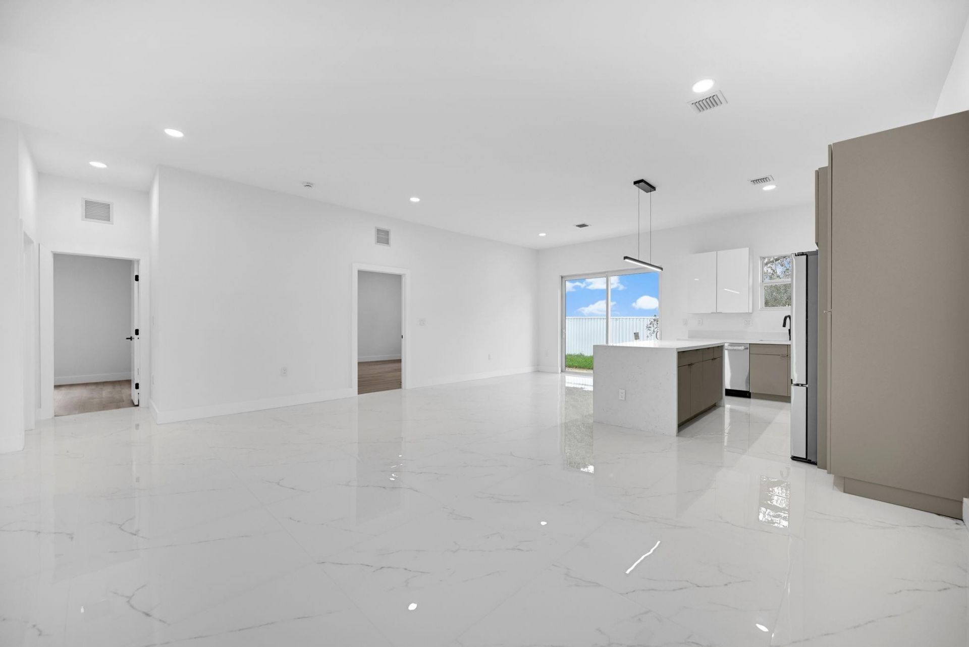 2531 NW 14th Court, Fort Lauderdale, FL 33311 Photo