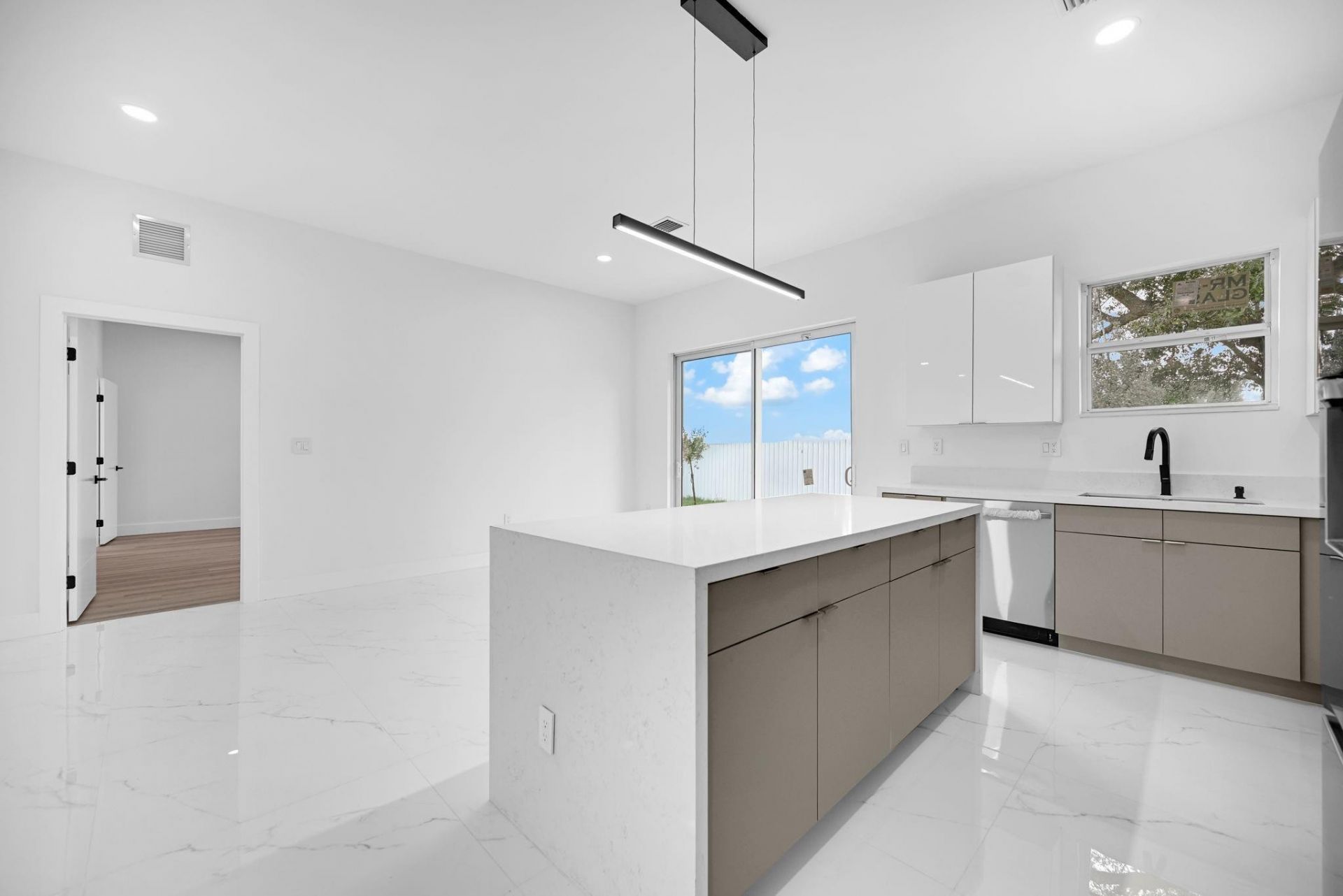 2531 NW 14th Court, Fort Lauderdale, FL 33311 Photo