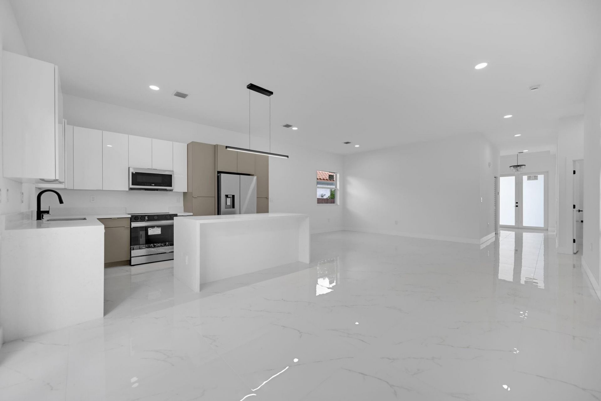 2531 NW 14th Court, Fort Lauderdale, FL 33311 Photo