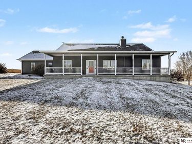 3801 Oakview Boulevard, Raymond, NE 68428