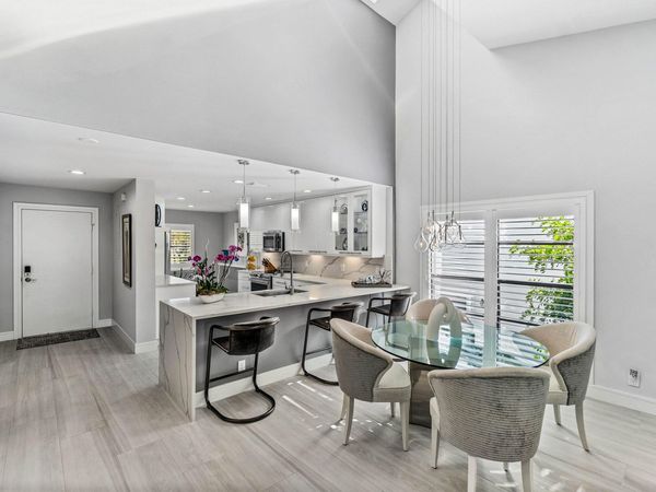 49 Eastgate Drive, Unit B, Boynton Beach, FL 33436