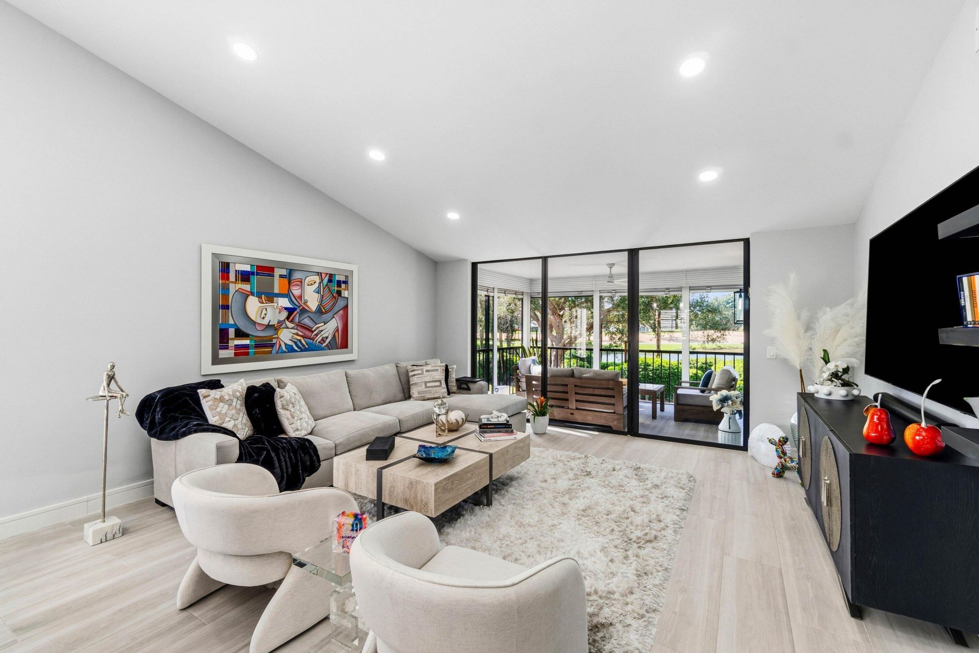 49 Eastgate Drive, Unit B, Boynton Beach, FL 33436 Photo