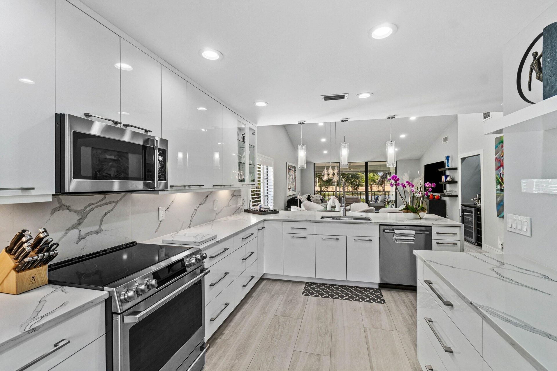 49 Eastgate Drive, Unit B, Boynton Beach, FL 33436 Photo