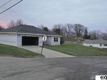 1424 2nd Avenue, Plattsmouth, NE 68048