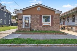 377 Ashley Avenue photo 4