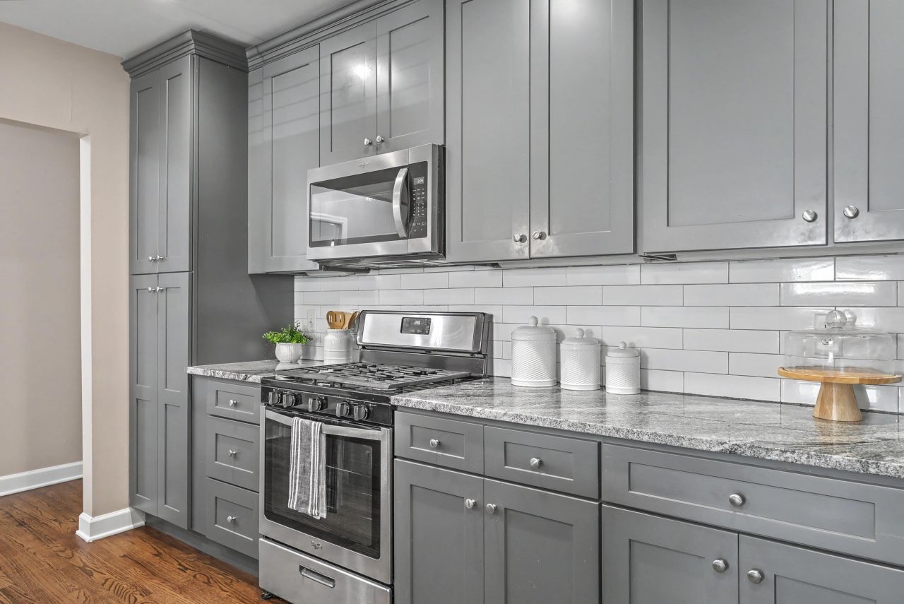 377 Ashley Avenue Photo 21