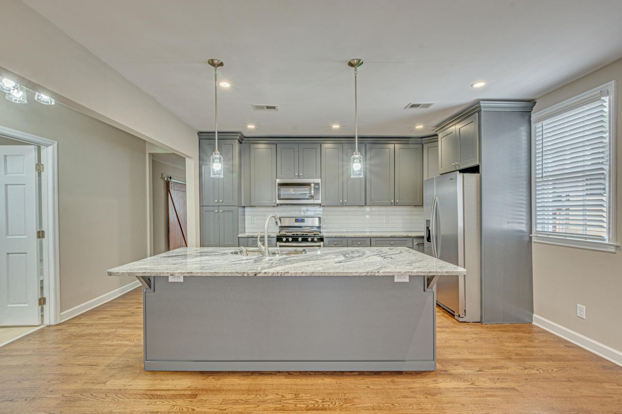 377 Ashley Avenue Photo 22