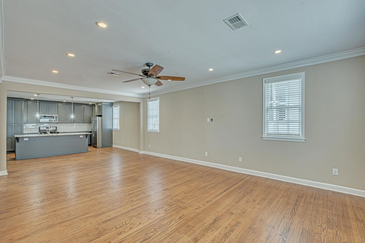 377 Ashley Avenue Photo 27