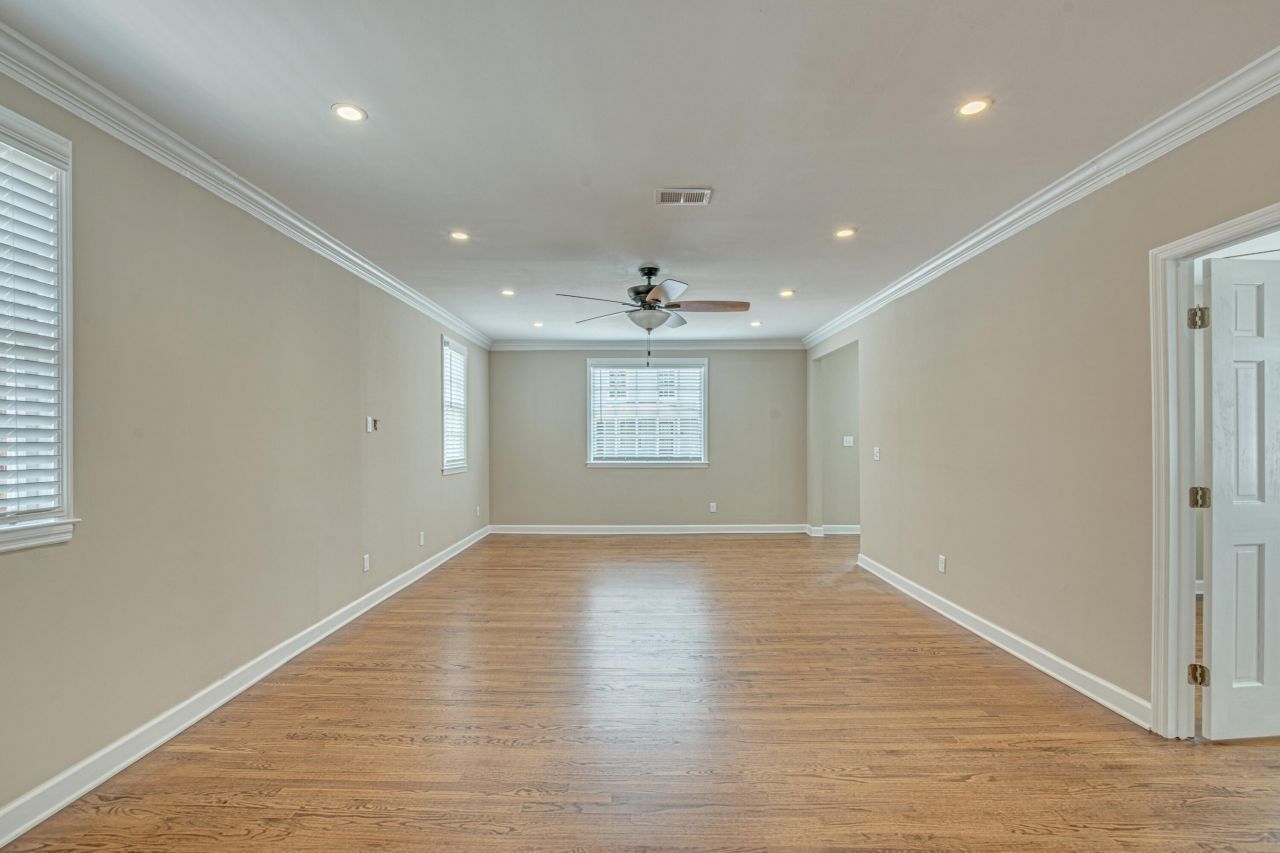 377 Ashley Avenue Photo 28