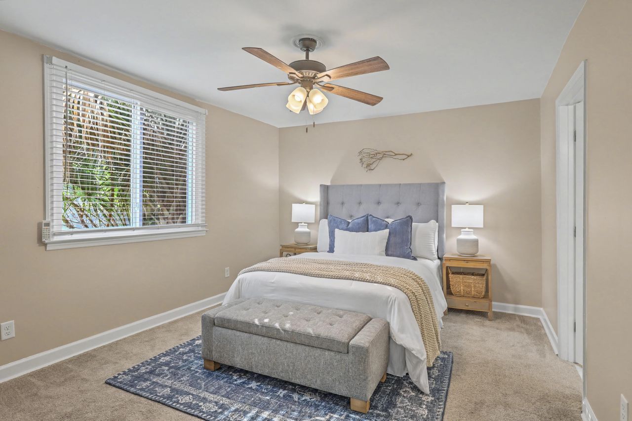 377 Ashley Avenue Photo 32