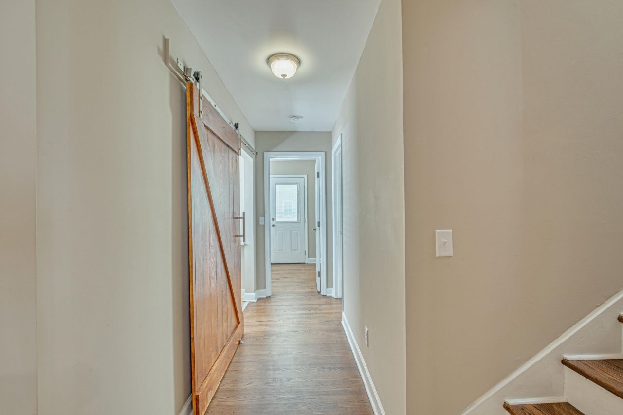 377 Ashley Avenue Photo 37