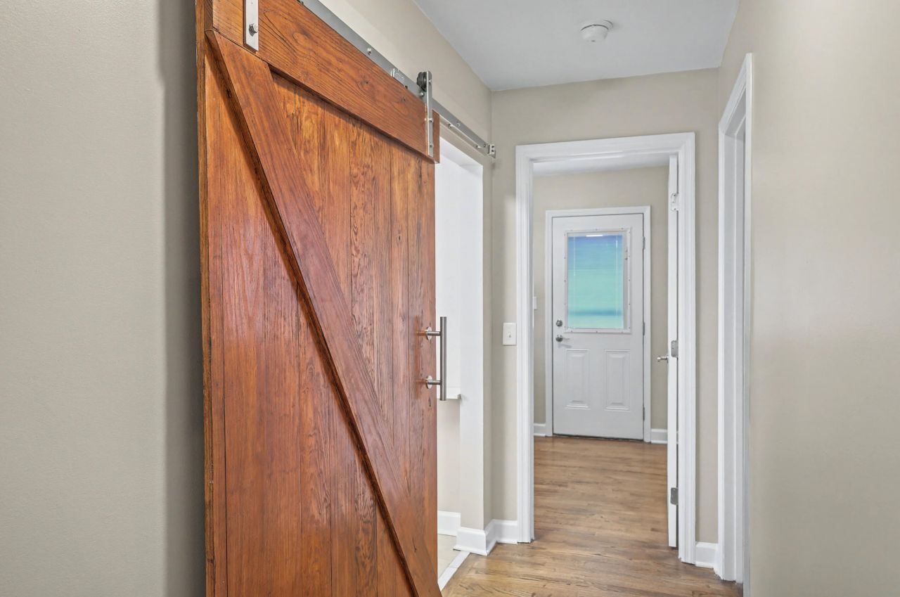 377 Ashley Avenue Photo 38