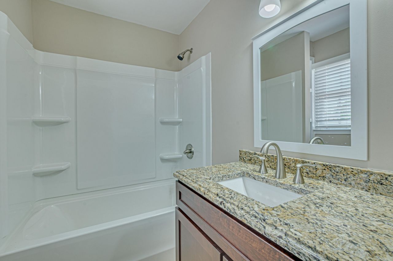 377 Ashley Avenue Photo 40