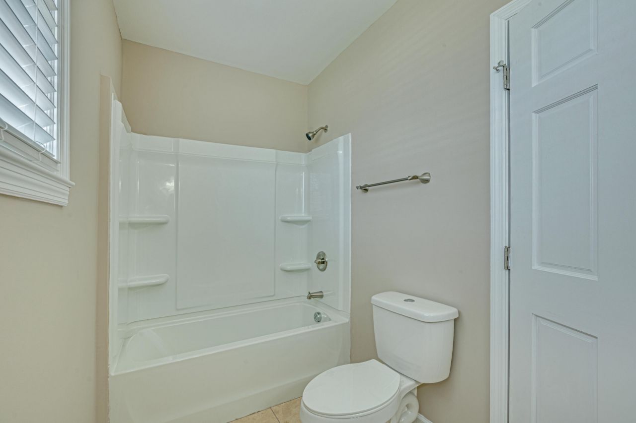 377 Ashley Avenue Photo 45