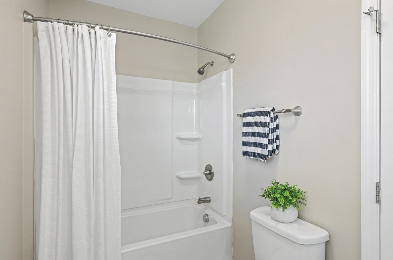 377 Ashley Avenue Photo 53