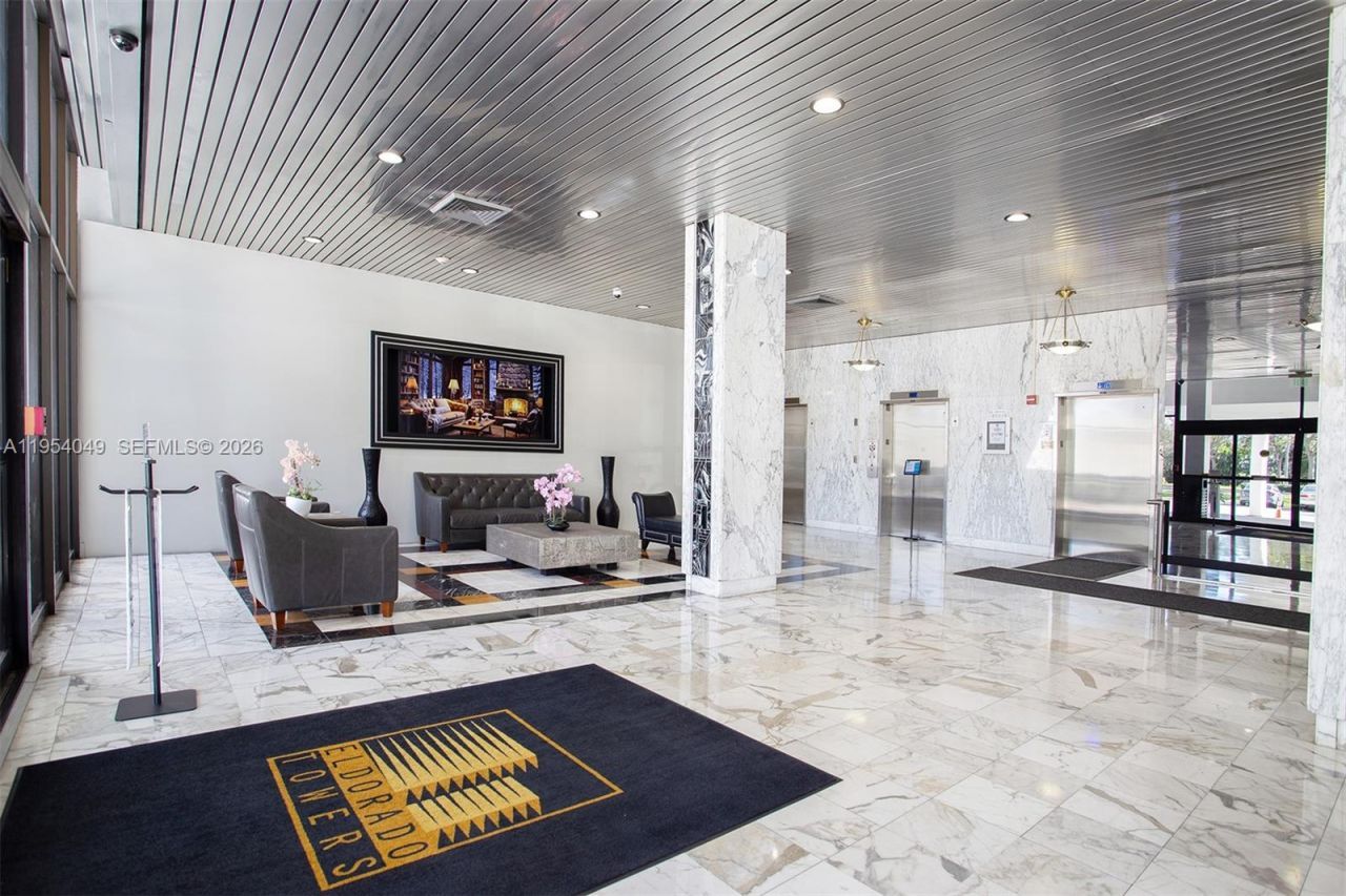 3675 N Country Club Dr, Unit 1102, Aventura, FL 33180 Photo