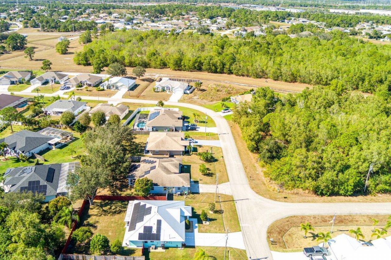 5859 NW Cullom Circle, Port Saint Lucie, FL 34986 Photo