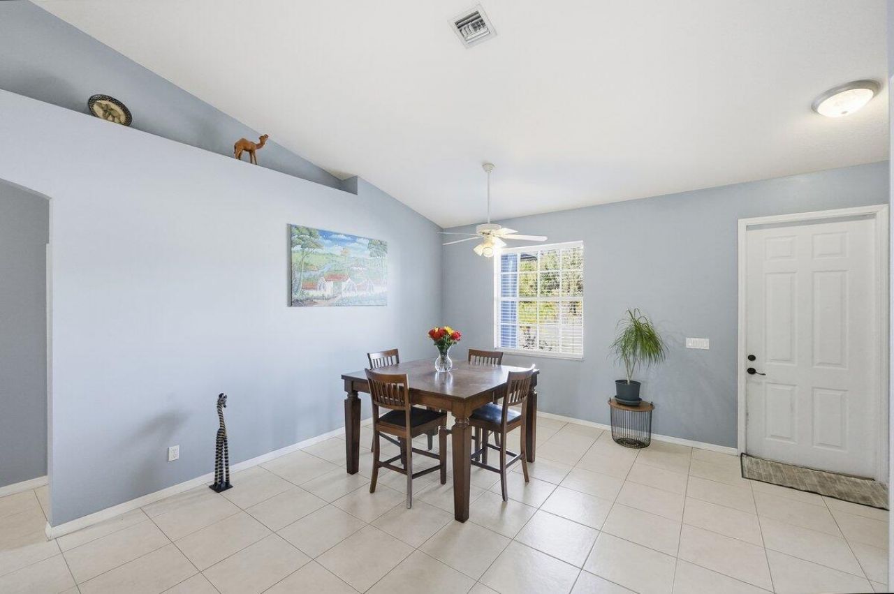 5859 NW Cullom Circle, Port Saint Lucie, FL 34986 Photo