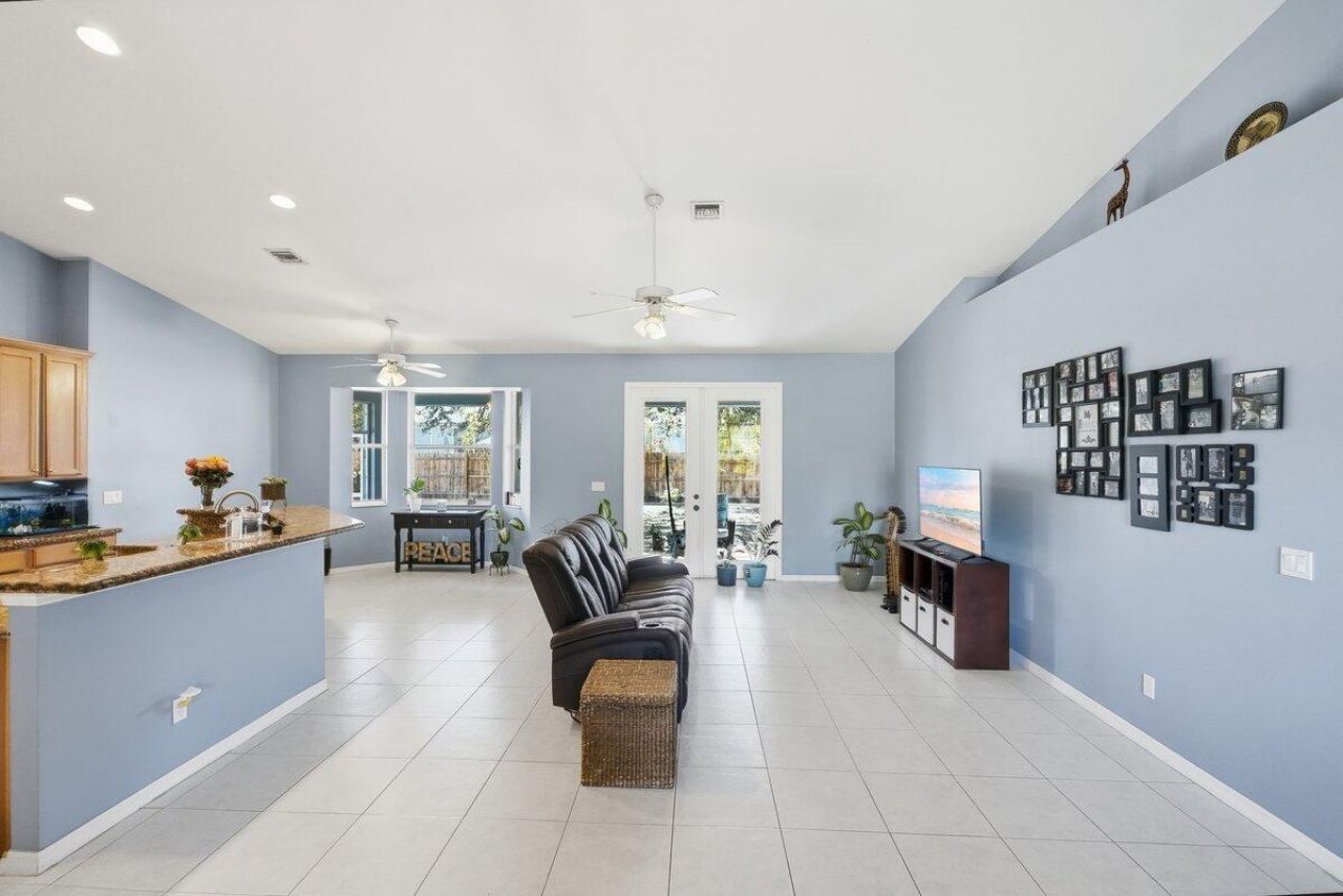 5859 NW Cullom Circle, Port Saint Lucie, FL 34986 Photo