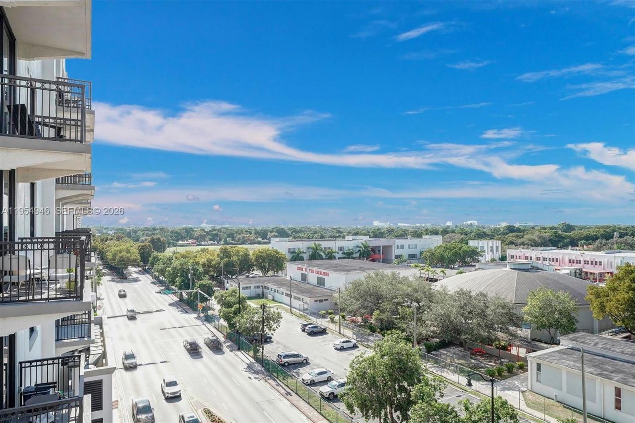 301 Altara Ave, Unit 631, Coral Gables, FL 33146 Photo