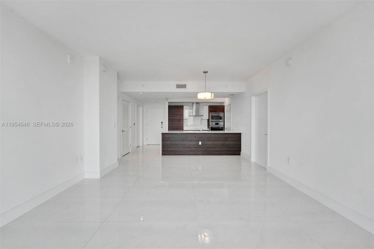 301 Altara Ave, Unit 631, Coral Gables, FL 33146 Photo
