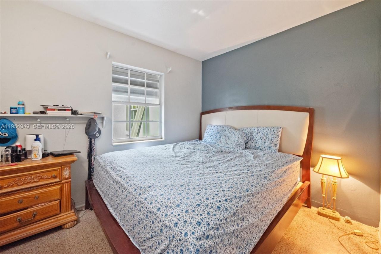 2661 SW 12th Ter , Fort Lauderdale, FL 33315 Photo