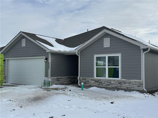 557 W Bluebird Street, Gardner, KS 66030