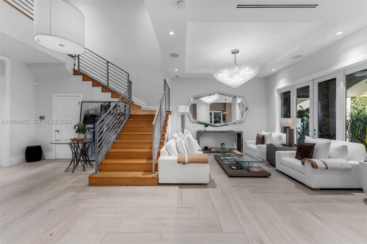 4819 University Drive, Coral Gables, FL 33146 Photo