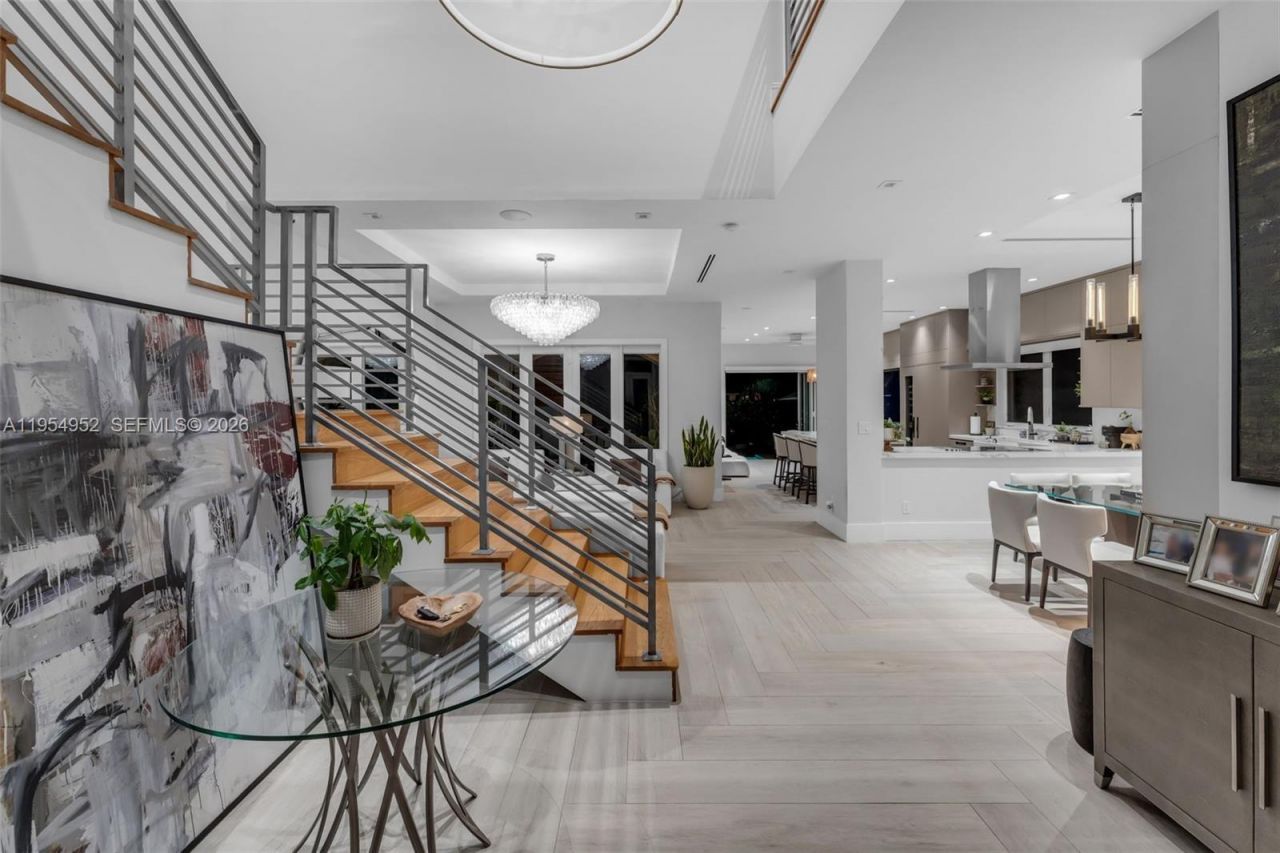 4819 University Drive, Coral Gables, FL 33146 Photo