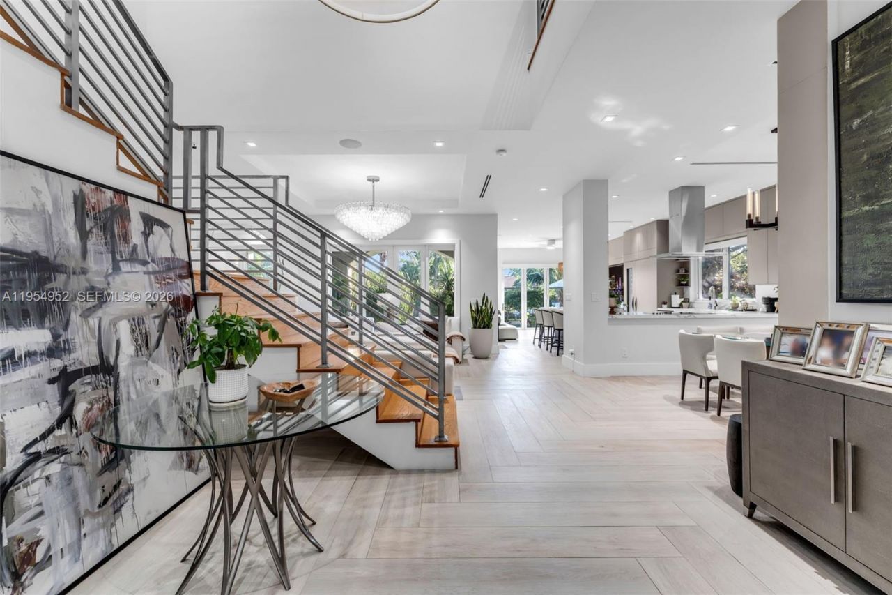 4819 University Drive, Coral Gables, FL 33146 Photo