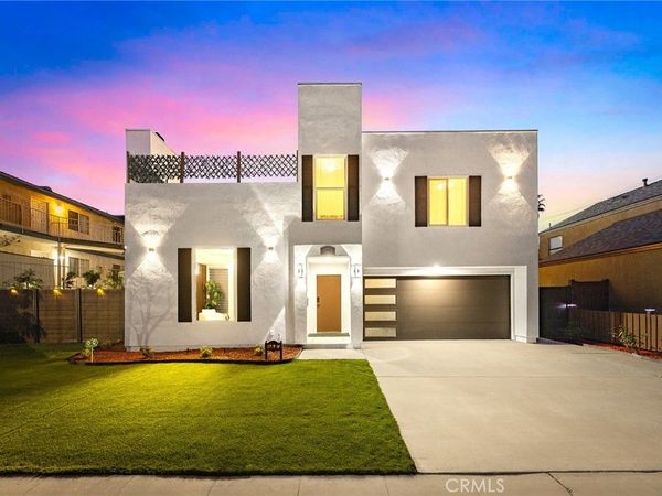 1081 Loma Avenue, Long Beach, CA 90804