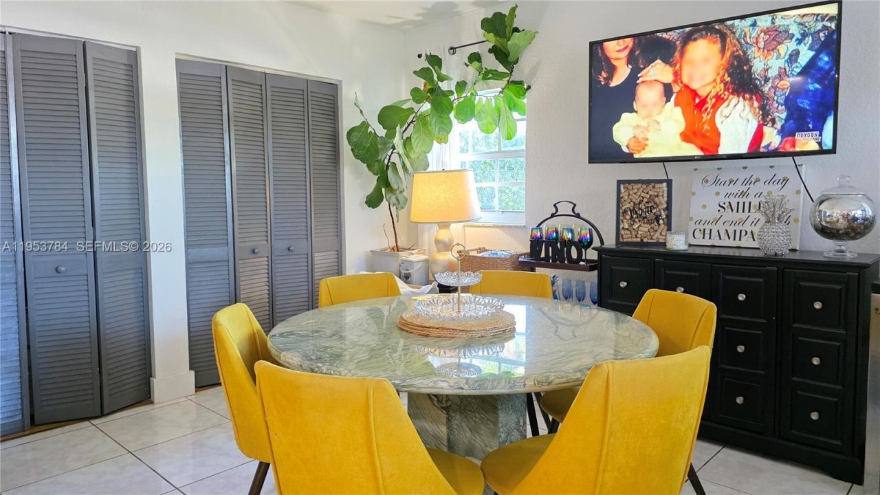 12320 SW 39th St, Miami, FL 33175 Photo