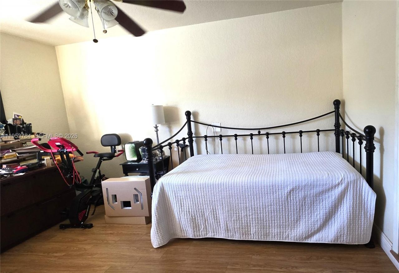 12320 SW 39th St, Miami, FL 33175 Photo