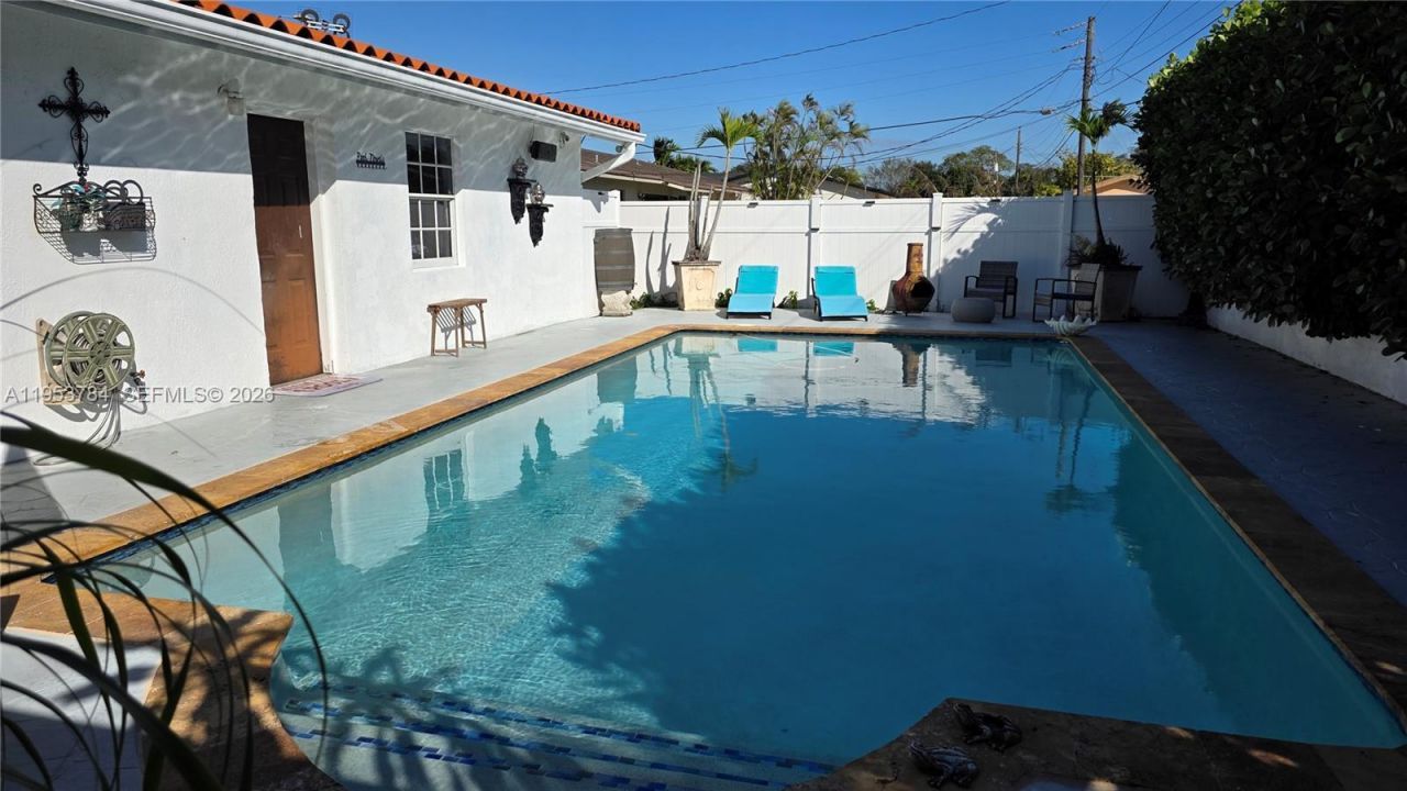 12320 SW 39th St, Miami, FL 33175 Photo