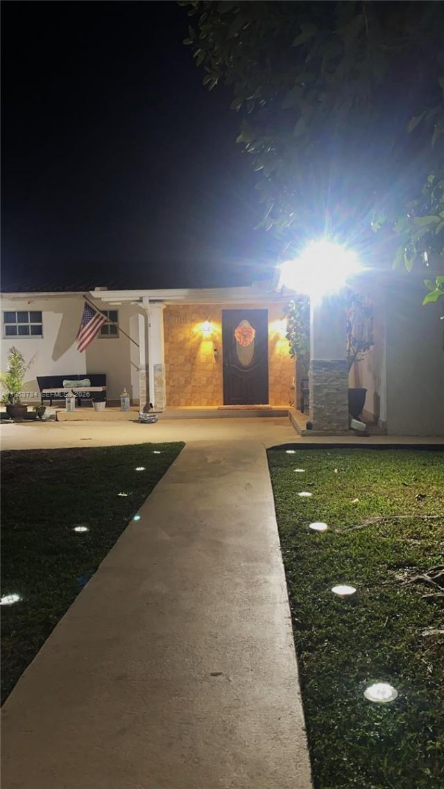 12320 SW 39th St, Miami, FL 33175 Photo