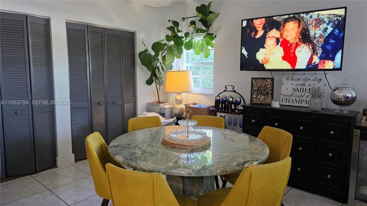 12320 SW 39th St, Miami, FL 33175 Photo