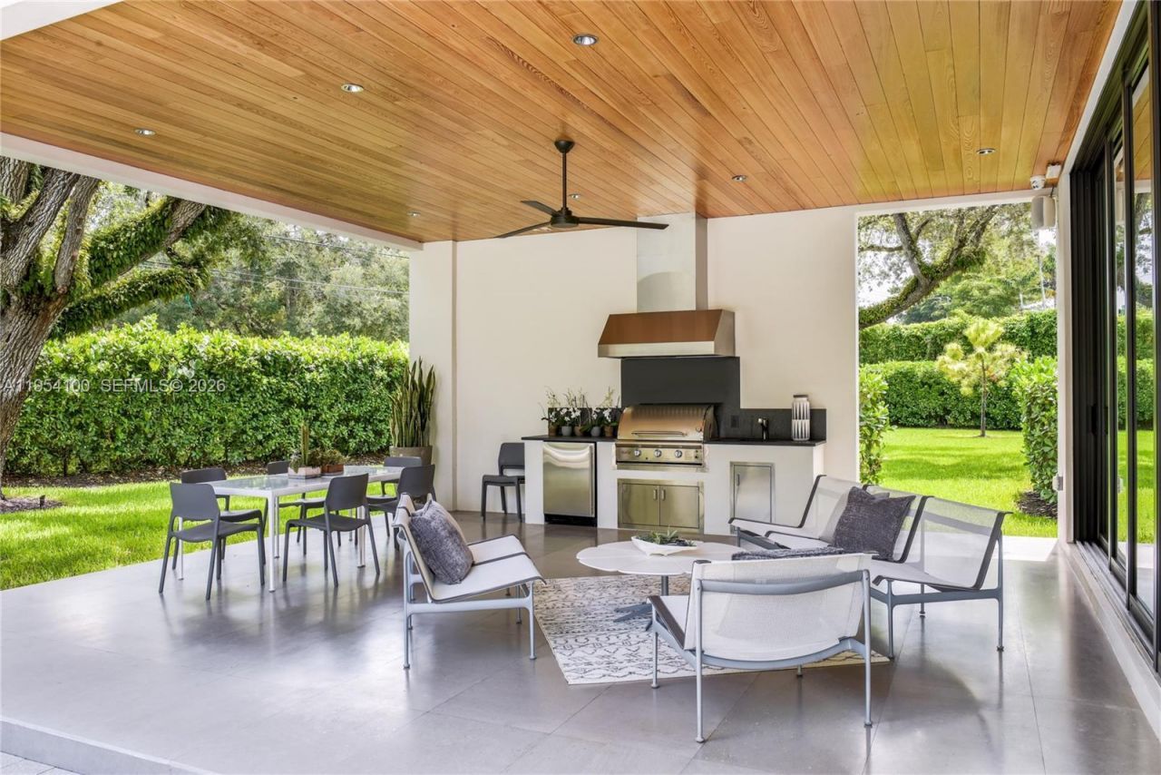 11050 SW 69th Ave , Pinecrest, FL 33156 Photo