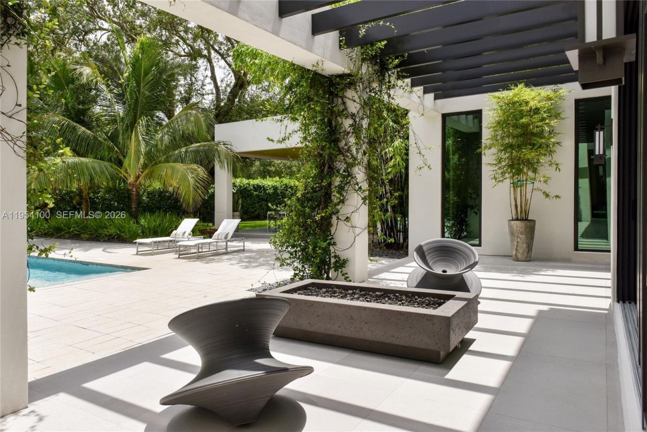 11050 SW 69th Ave , Pinecrest, FL 33156 Photo