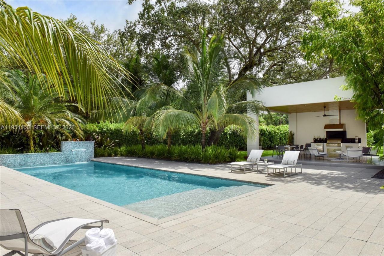 11050 SW 69th Ave, Pinecrest, FL 33156 Photo