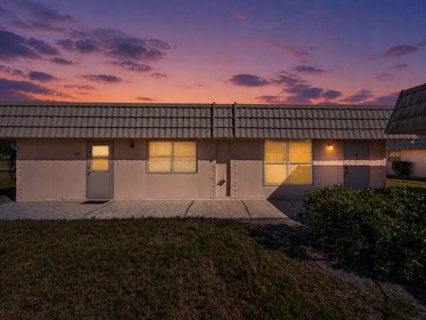 201 BEDFORD TRAIL, Unit F121, SUN CITY CENTER, FL 33573