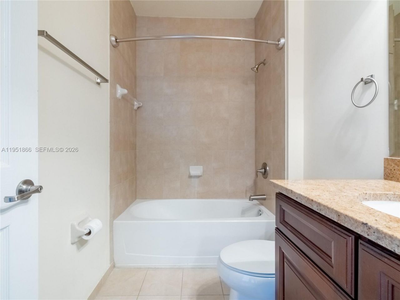 9895 NW 87th Ter, Unit 9895, Doral, FL 33178 Photo