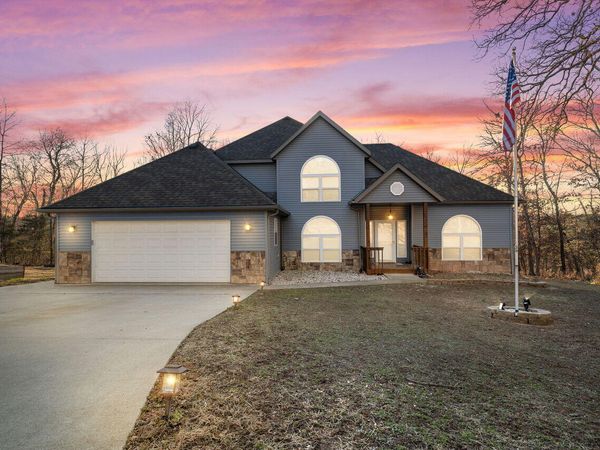 142 Major Drive, Camdenton, MO 65020