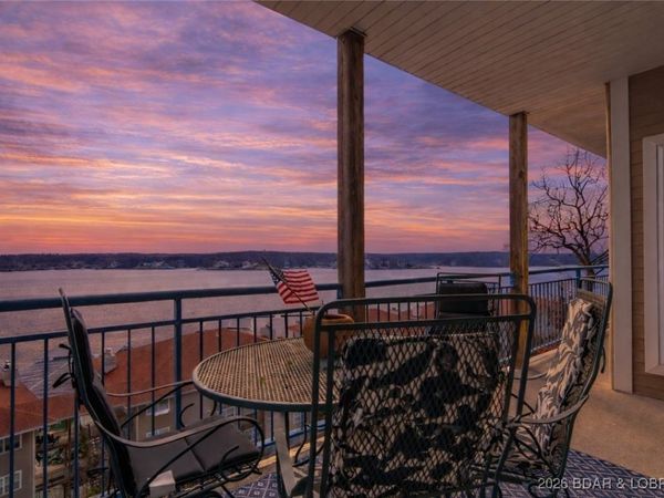 86 Palisades Lakeview Drive, Unit 1A, Lake Ozark, MO 65049