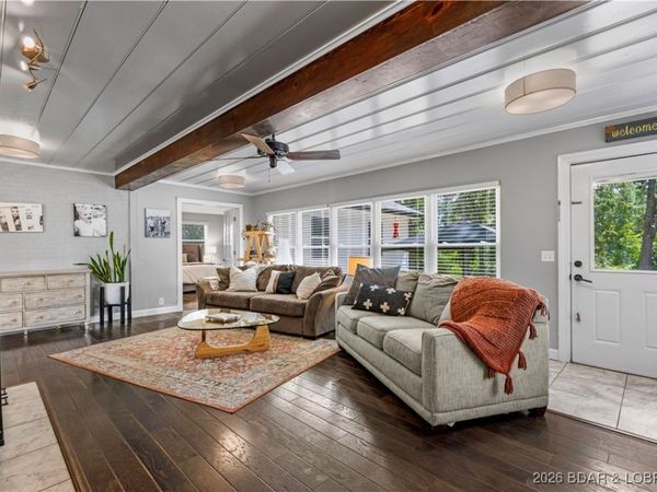 12 Golf Course Road, Eldon, MO 65026