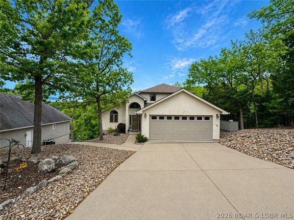 177 Ridgewood Drive, Lake Ozark, MO 65049