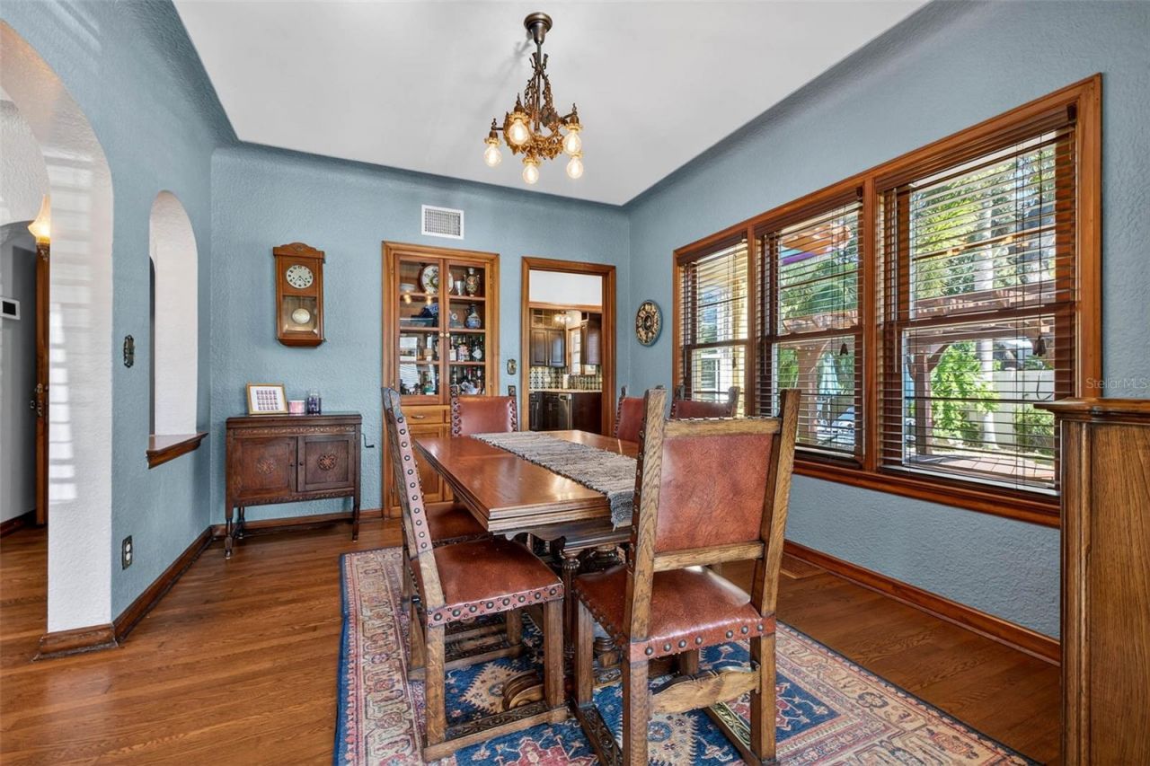 1431 22nd Avenue N, Saint Petersburg, FL 33704 Photo